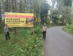 Satlantas Polres Bojonegoro Perkuat Upaya Preventif, Papan Imbauan Dipasang di Titik Rawan Kecelakaan