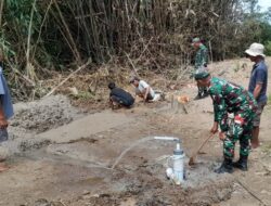 Air Kehidupan Mulai Mengalir, Sumur Bor TMMD Sragen Mendekati Rampung