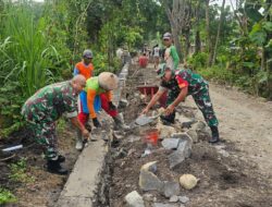 Antisipasi Genangan dan Banjir, Koramil Jenar dan Warga Mlale Bangun Saluran Air Secara Gotong Royong