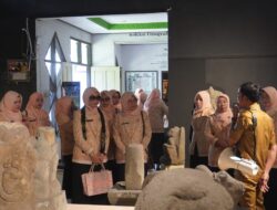 Silaturahmi dan Berbagi Inspirasi, DWP Bojonegoro Pererat Kerja Sama dengan DWP Blitar