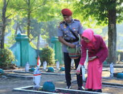 Ziarah Hari Bhayangkara ke-80, Polres Ngawi Teguhkan Semangat Pengabdian dan Penghormatan kepada Para Pahlawan