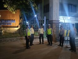 Cegah Kejahatan Malam, Polsek Pesantren Perkuat Pengamanan Objek Vital dan Sosialisasikan Layanan Polisi 110
