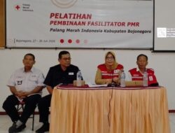 PMI Bojonegoro Perkuat Kapasitas Fasilitator PMR, Siapkan Generasi Muda Berjiwa Kemanusiaan dan Tangguh Bencana