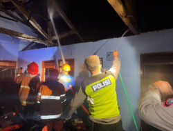 Korsleting Diduga Picu Kebakaran Rumah Lansia di Ngawi, Kerugian Ditaksir Rp60 Juta