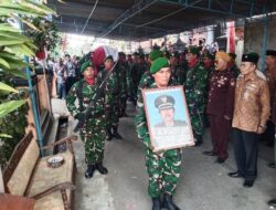 TNI Lepas Mayor Inf Purn Sukarjiman, Pengabdian Panjang Dihormati dalam Upacara Pemakaman Militer