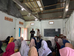 Polwan Polres Ngawi Edukasi Santri tentang Perlindungan Anak dan Tertib Berlalu Lintas