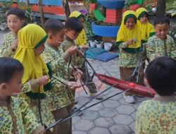 Lomba Agustusan TK ABA II Bojonegoro, Ajarkan Nasionalisme dan Sportivitas Sejak Usia Dini