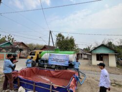 SPPG Yayasan Jaya Cahaya Lestari Kasiman Salurkan Bantuan Air Bersih untuk Warga Desa Kasiman